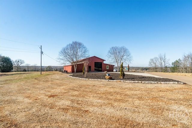 284 Snow Farm Road, Hull, GA 30646