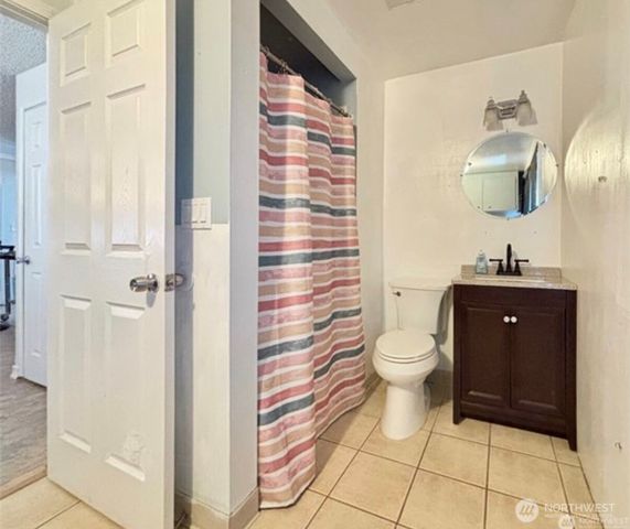 305 N Earl Road, Moses Lake, WA 98837