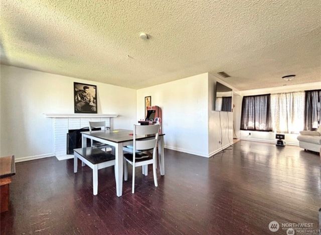 305 N Earl Road, Moses Lake, WA 98837