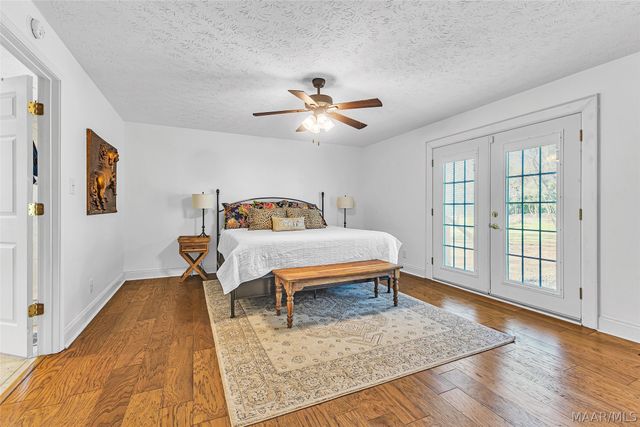 201 Greencrest Lane, Prattville, AL 36067