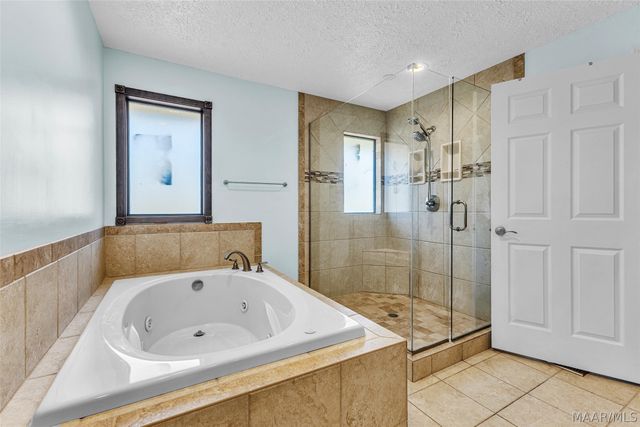 201 Greencrest Lane, Prattville, AL 36067