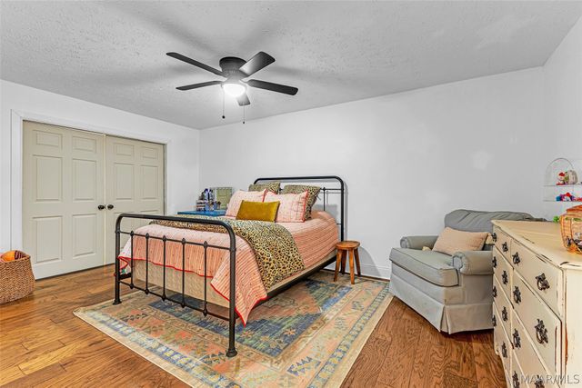 201 Greencrest Lane, Prattville, AL 36067