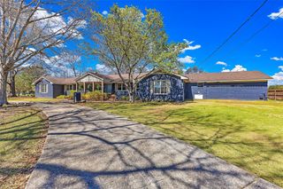 201 Greencrest Lane, Prattville, AL 36067
