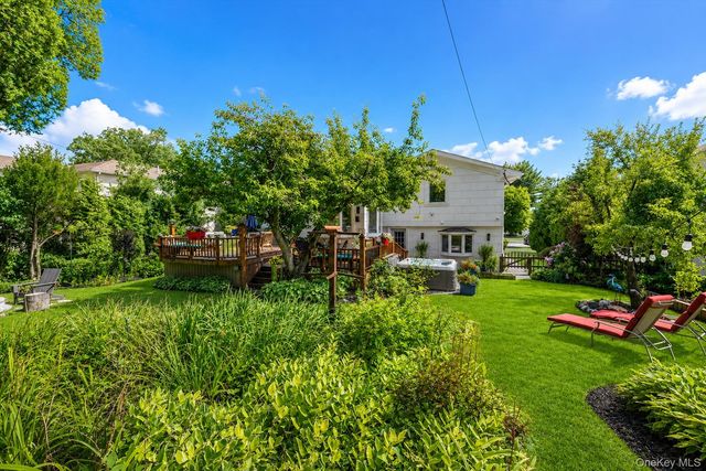 54 Sullivan Drive, Jericho, NY 11753