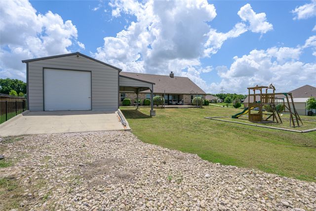 2996 Kate Drive, Farmersville, TX 75442