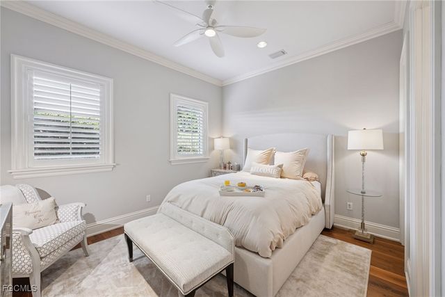 361 Pirates Bight, Naples, FL 34103