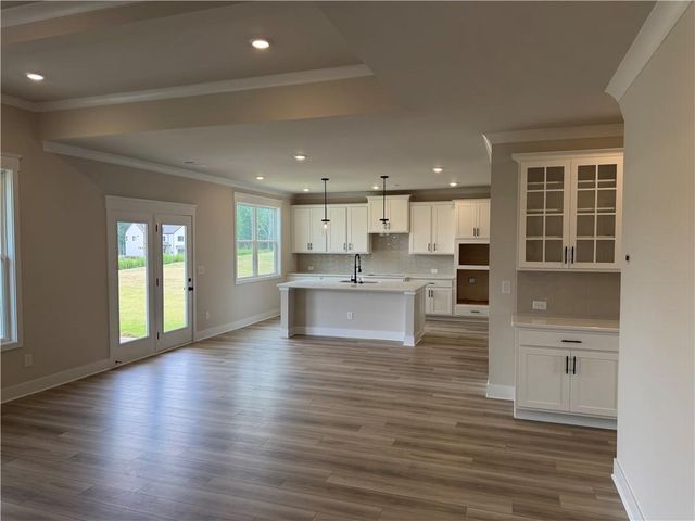 1096 Hawkins Creek Drive, Jefferson, GA 30549