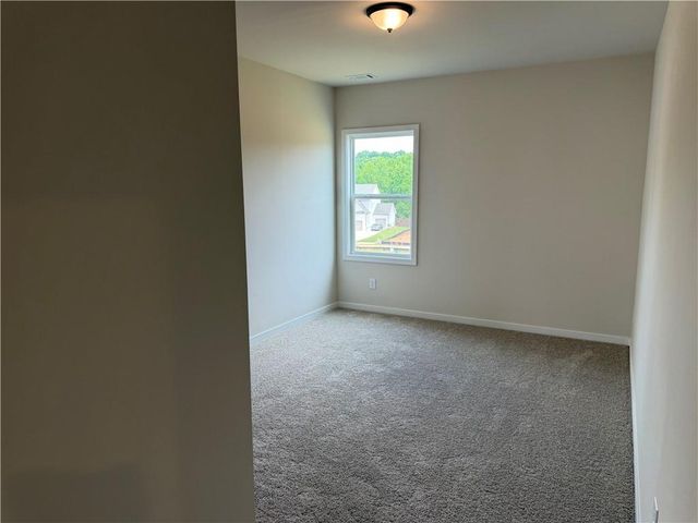 1096 Hawkins Creek Drive, Jefferson, GA 30549