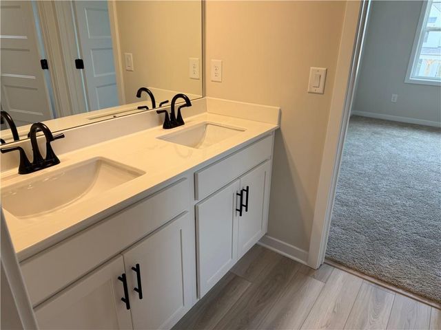 1096 Hawkins Creek Drive, Jefferson, GA 30549