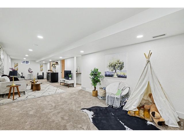 1414 Linden St, Longmont, CO 80501
