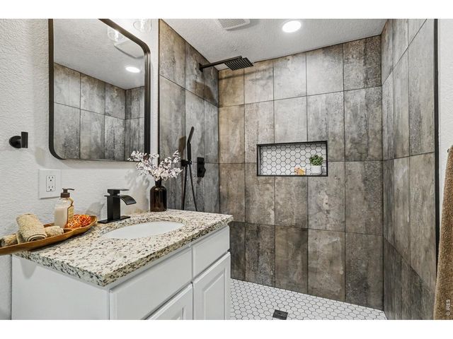 1414 Linden St, Longmont, CO 80501
