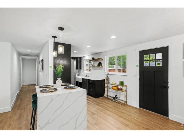 1414 Linden St, Longmont, CO 80501