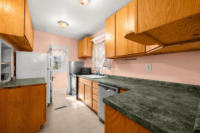 745 N Shore Drive, Benton Twp, MI 49022