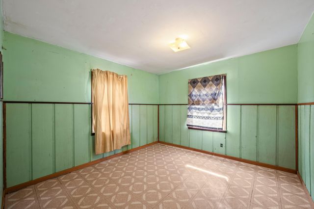 745 N Shore Drive, Benton Twp, MI 49022