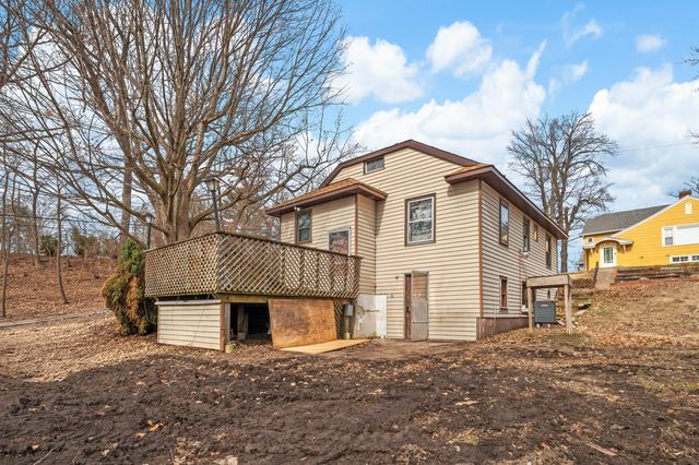 745 N Shore Drive, Benton Twp, MI 49022