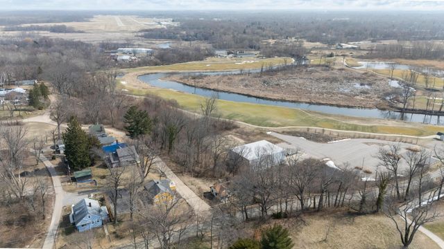 745 N Shore Drive, Benton Twp, MI 49022