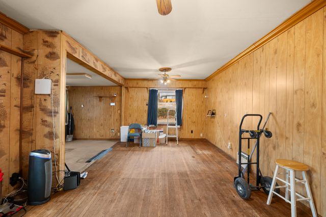 745 N Shore Drive, Benton Twp, MI 49022