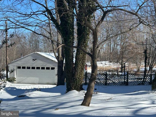 3863 RECTORTOWN RD, Marshall, VA 20115