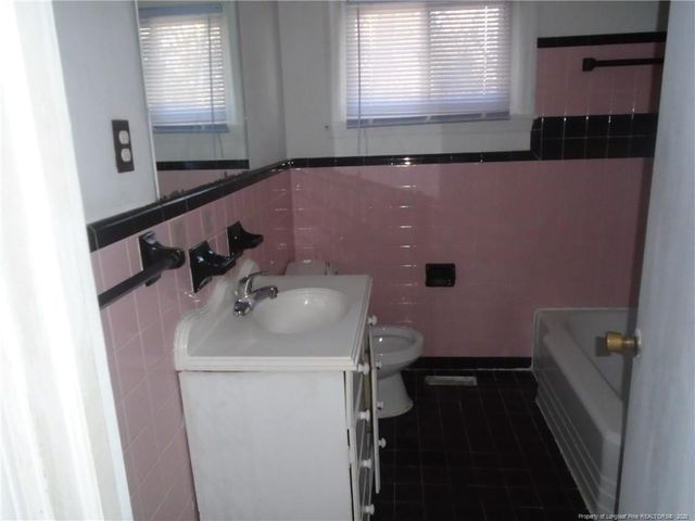 217 Randolph Avenue, Fayetteville, NC 28311