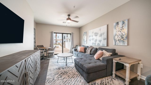2511 W QUEEN CREEK Road 132, Chandler, AZ 85248