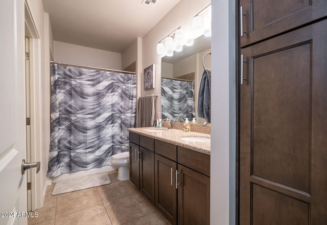2511 W QUEEN CREEK Road 132, Chandler, AZ 85248