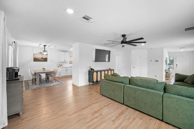 1339 Bougainvillea Drive, Conroe, TX 77301