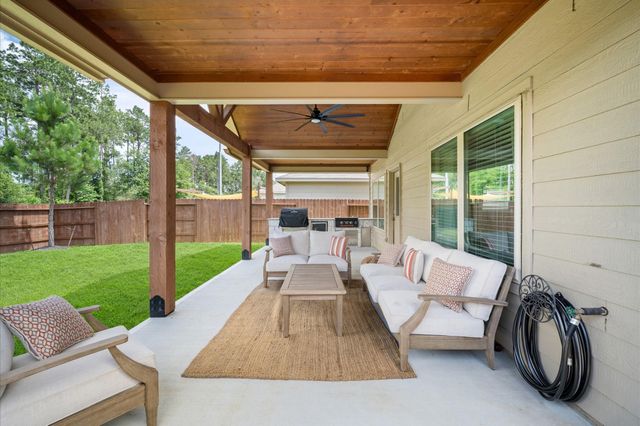 1339 Bougainvillea Drive, Conroe, TX 77301