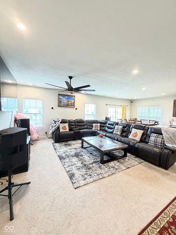 390 Gathering Lane, Greenwood, IN 46143