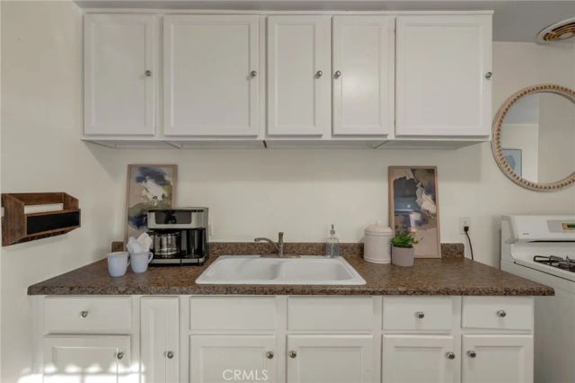 12233 Academy, Artesia, CA 90701