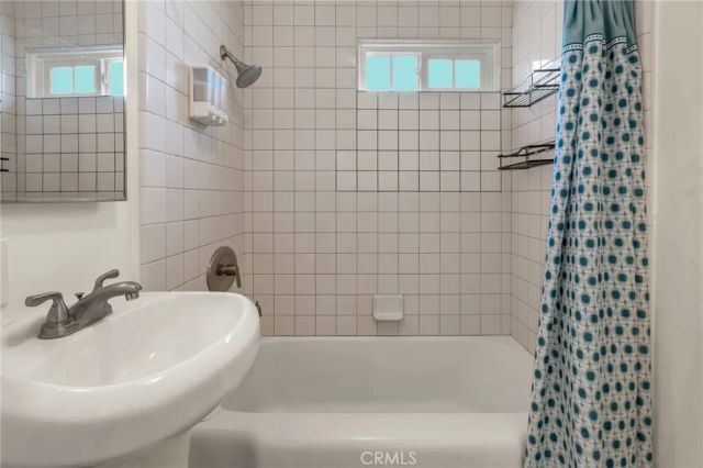 12233 Academy, Artesia, CA 90701