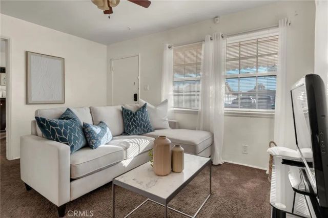 12233 Academy, Artesia, CA 90701