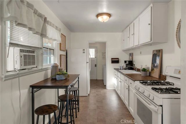 12233 Academy, Artesia, CA 90701