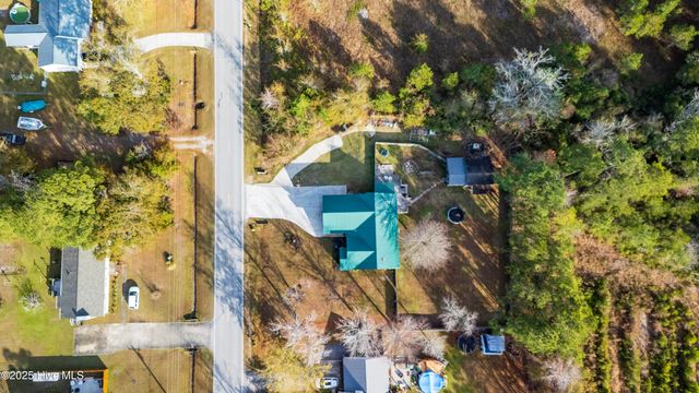 842 Mill Creek Road, Newport, NC 28570