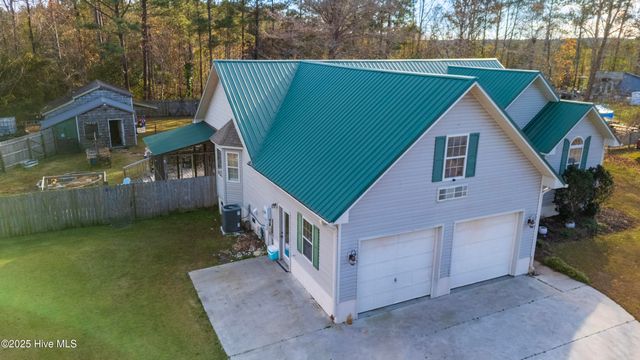 842 Mill Creek Road, Newport, NC 28570