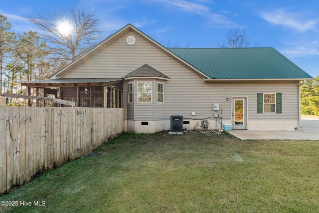 842 Mill Creek Road, Newport, NC 28570