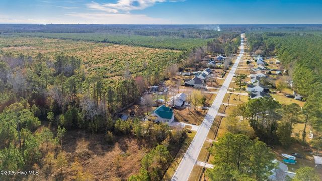 842 Mill Creek Road, Newport, NC 28570