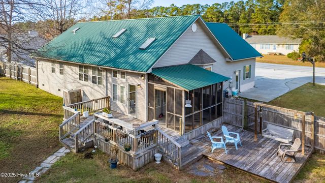 842 Mill Creek Road, Newport, NC 28570