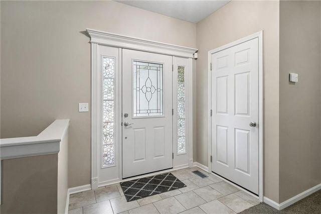 20929 Maple Terrace, Spring Hill, KS 66083