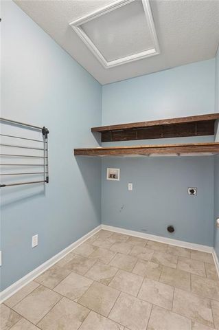 20929 Maple Terrace, Spring Hill, KS 66083