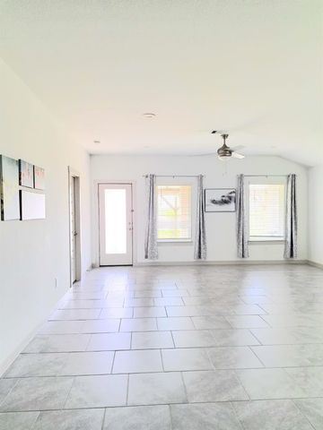 28955 Yachting Point Lane, Katy, TX 77494