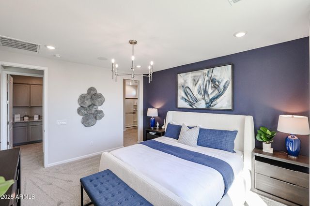 17941 W MONTANA DE ORO Drive, Surprise, AZ 85387
