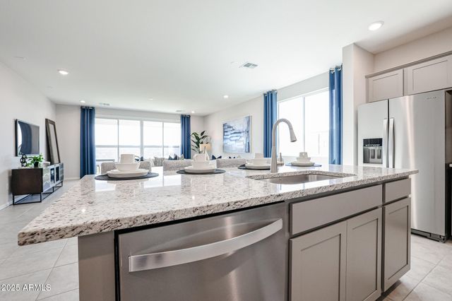 17941 W MONTANA DE ORO Drive, Surprise, AZ 85387