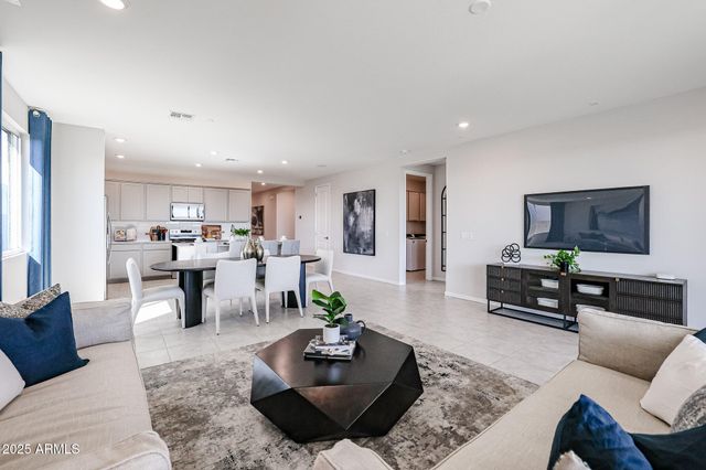 17941 W MONTANA DE ORO Drive, Surprise, AZ 85387