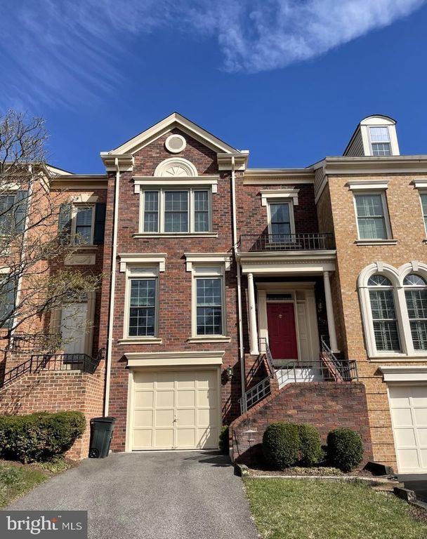 8023 TANWORTH CT, Springfield, VA 22152