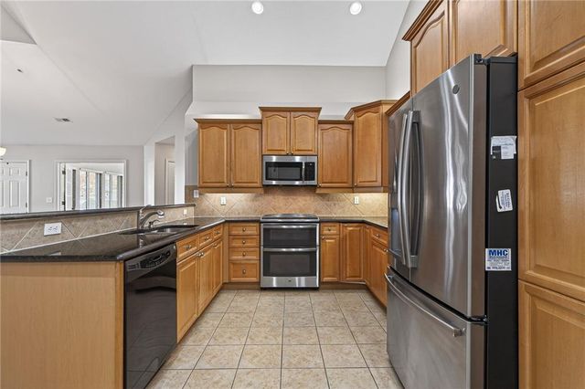 7132 Hedge Lane Terrace, Shawnee, KS 66227