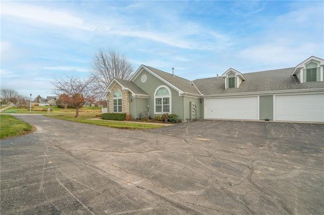 7132 Hedge Lane Terrace, Shawnee, KS 66227