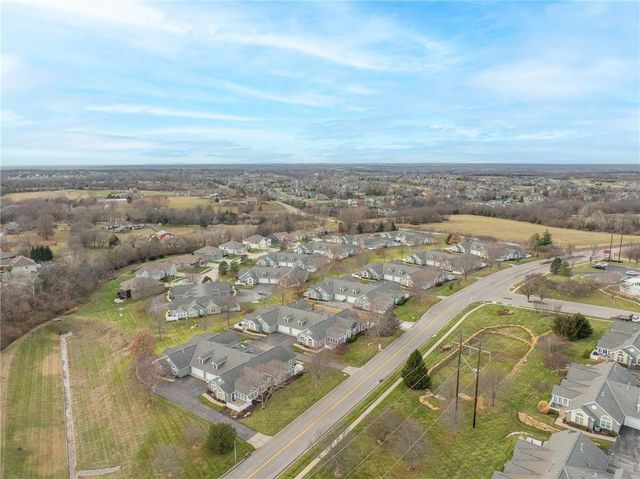 7132 Hedge Lane Terrace, Shawnee, KS 66227