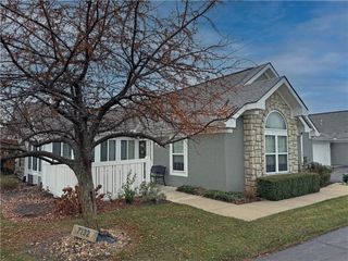 7132 Hedge Lane Terrace, Shawnee, KS 66227