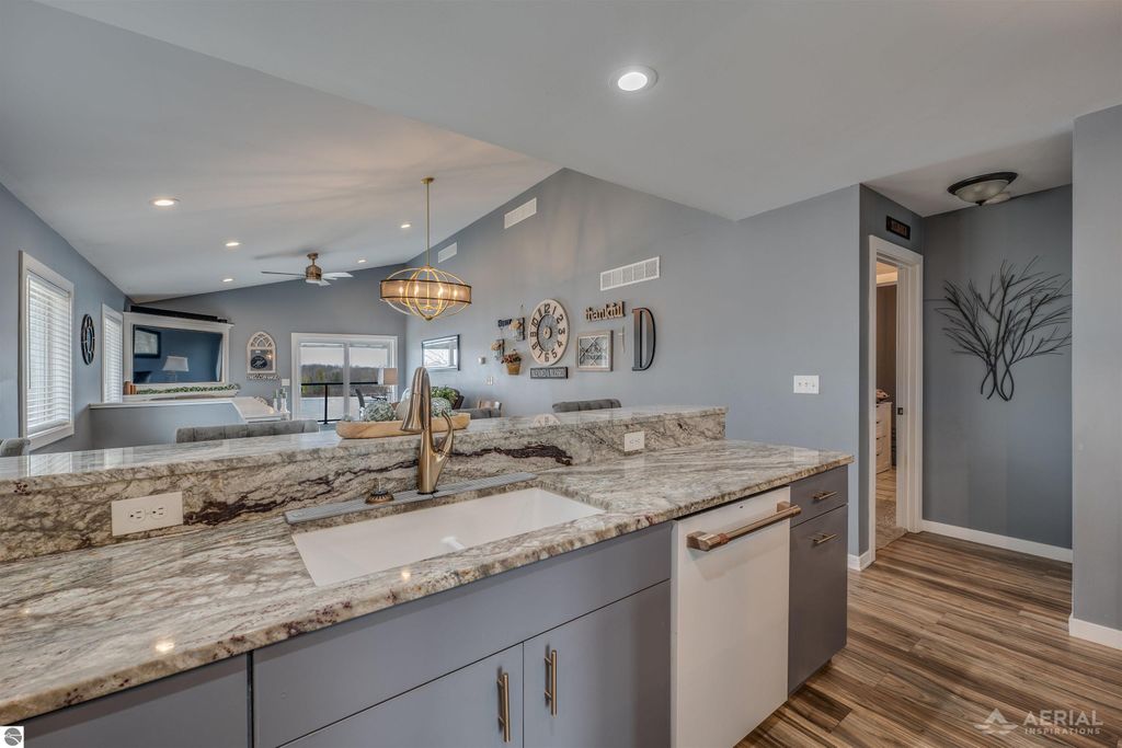 Image 12 of property listing at 830 Richland Avenue, Lupton, MI 48635