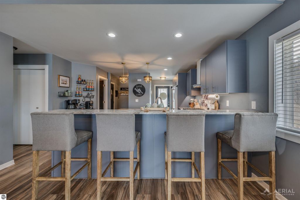 Image 14 of property listing at 830 Richland Avenue, Lupton, MI 48635